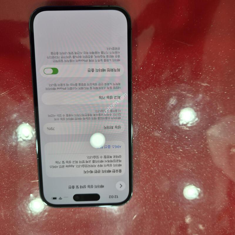 14����.256G.������.���͸�79%.�����ֻ�.�޴�������