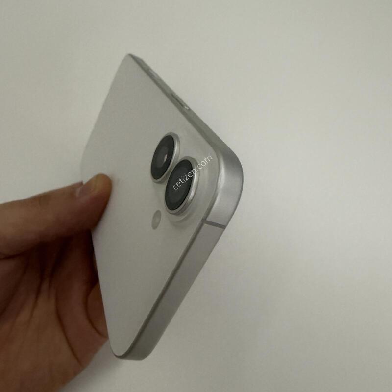 ������ 16 128GB ȭ��Ʈ