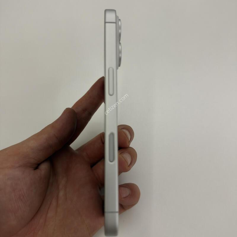 ������ 16 128GB ȭ��Ʈ