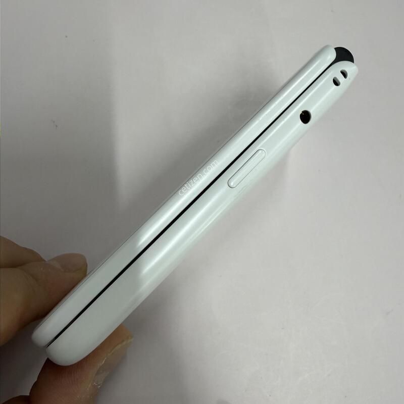 ��Ÿ������ ȭ��Ʈ S�� 32GB