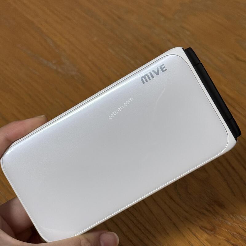 M120 ��Ÿ������ ȭ��Ʈ 32GB