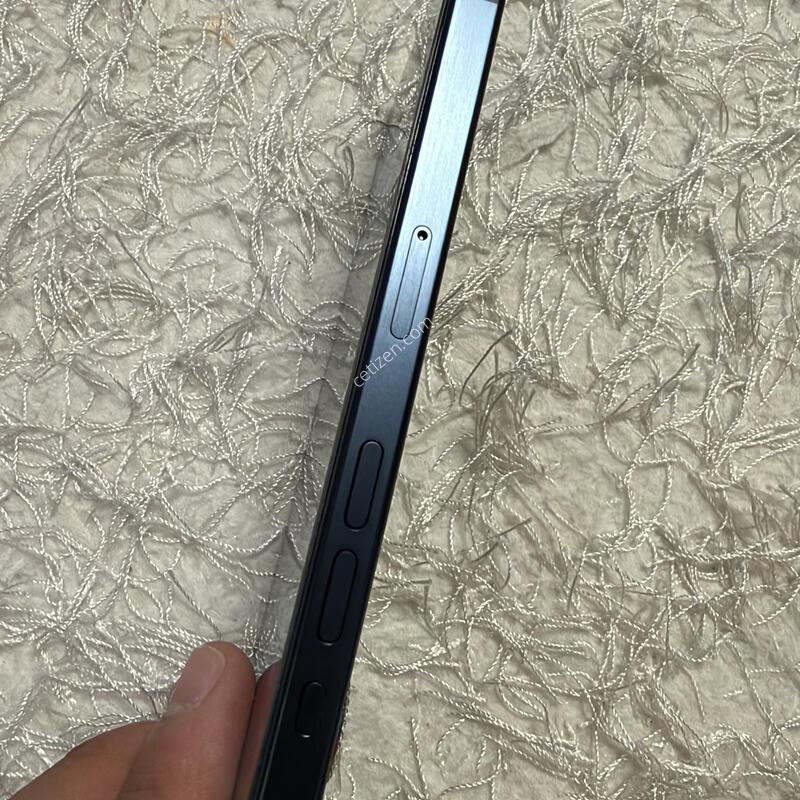 [�Ǹ�] ������ 15 Pro 1TB ���� ƼŸ�� �ڱ��� / �����ֻ� / ���͸�77
