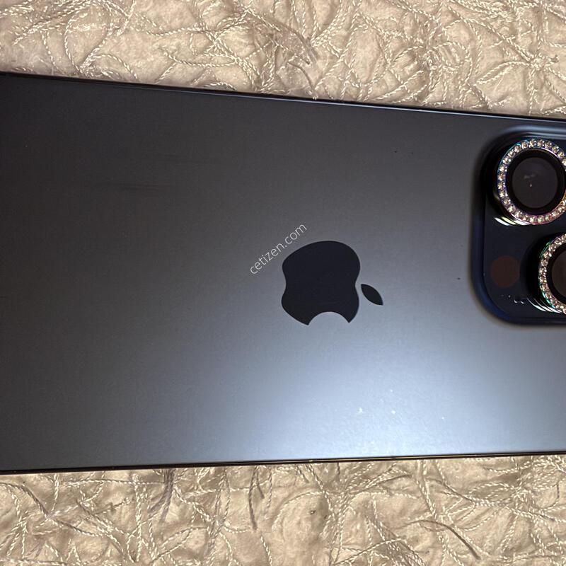 [�Ǹ�] ������ 15 Pro 1TB ���� ƼŸ�� �ڱ��� / �����ֻ� / ���͸�77