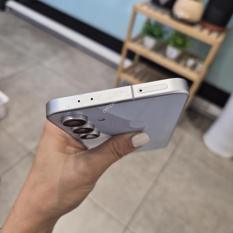 ������S24FE