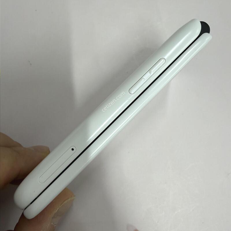 ��Ÿ������ ȭ��Ʈ S�� 32GB