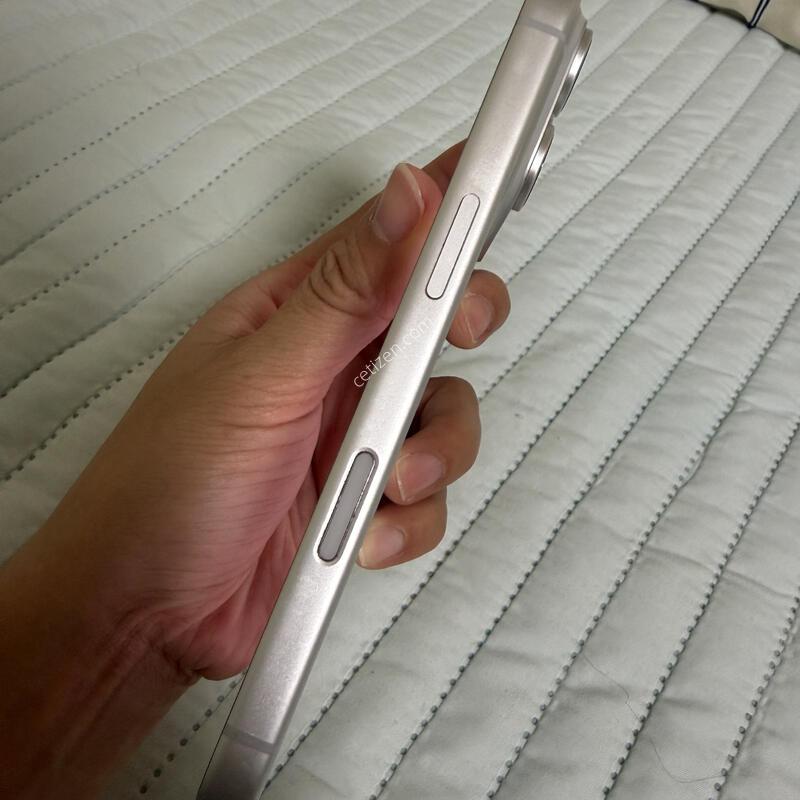 �������� ������17���� 256GB �Ǹ��ؿ�