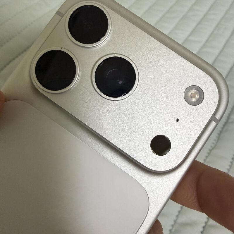 �������� ������17���� 256GB �Ǹ��ؿ�