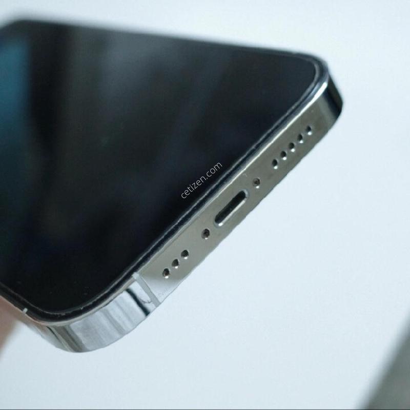 ������ 14���� 256GB ȭ��Ʈ