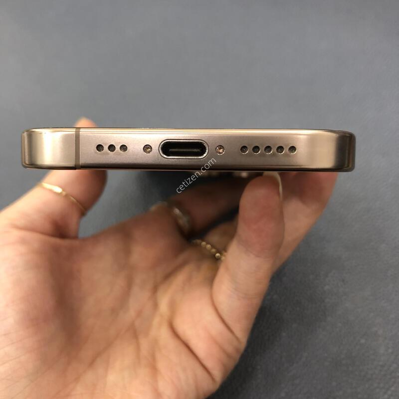 ������16���� ����Ʈ 256G,����� ���ƿ�,���͸�����83%,����������