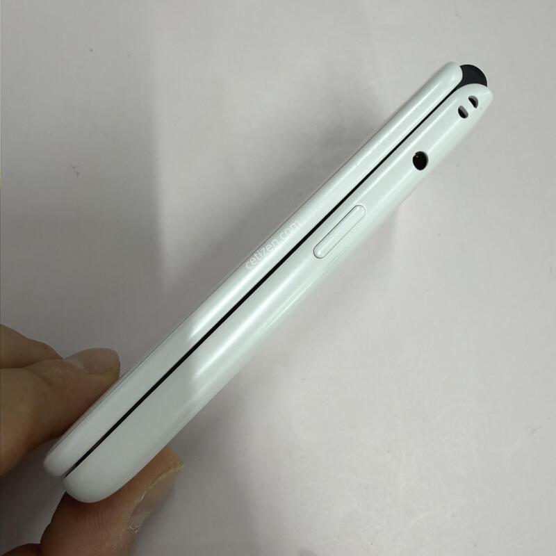 ��Ÿ������ ȭ��Ʈ S�� 32GB
