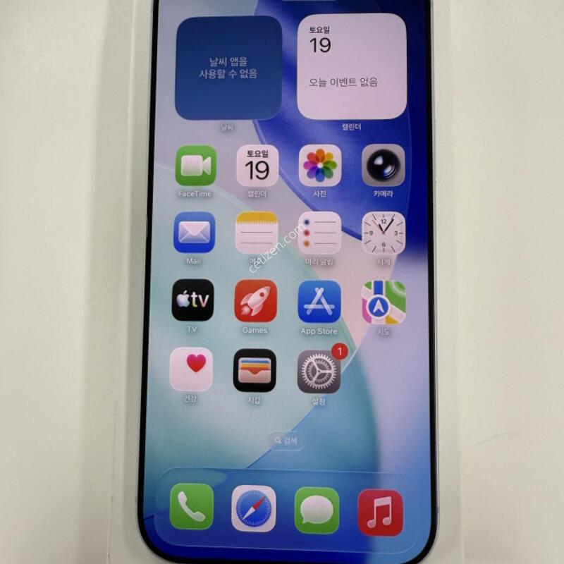 ������17���θƽ� 512GB �ڽ��� �Ǹ��մϴ�.