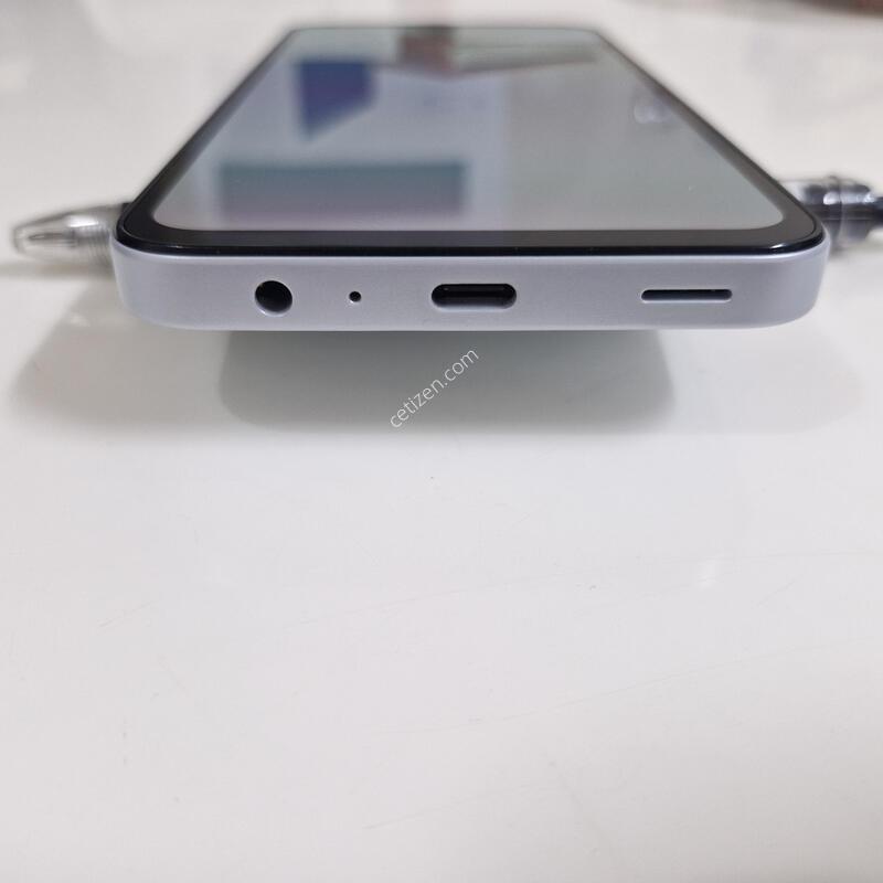�������� ���ܻ� ����3ȭ��Ʈ128GB