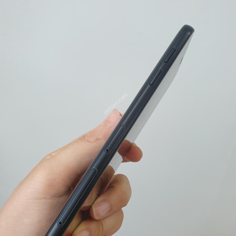 ������ J6 813
