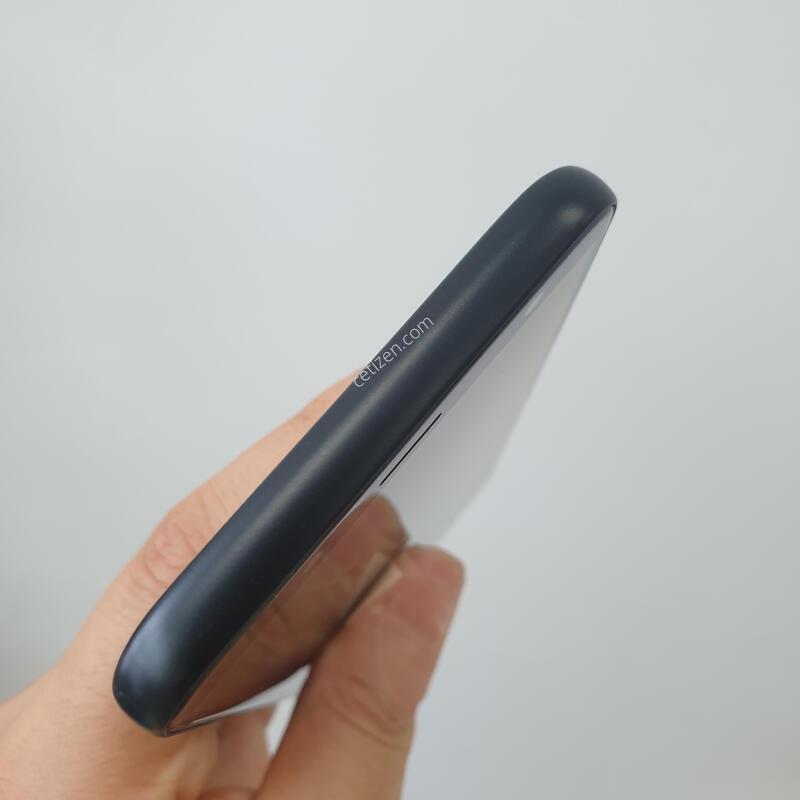 ������ J6 813
