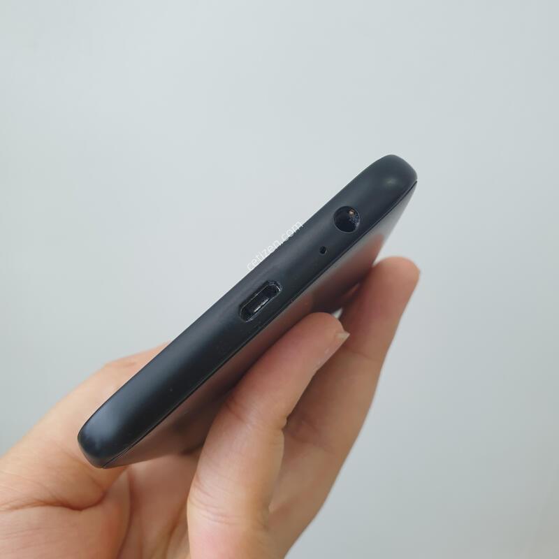 ������ J6 813