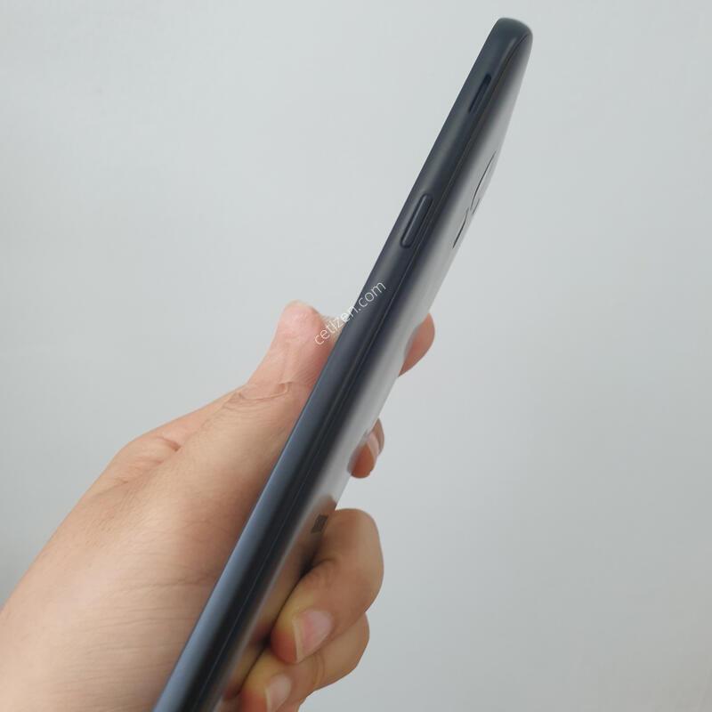 ������ J6 813