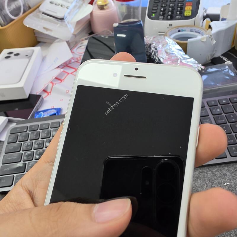 (804)������8 256