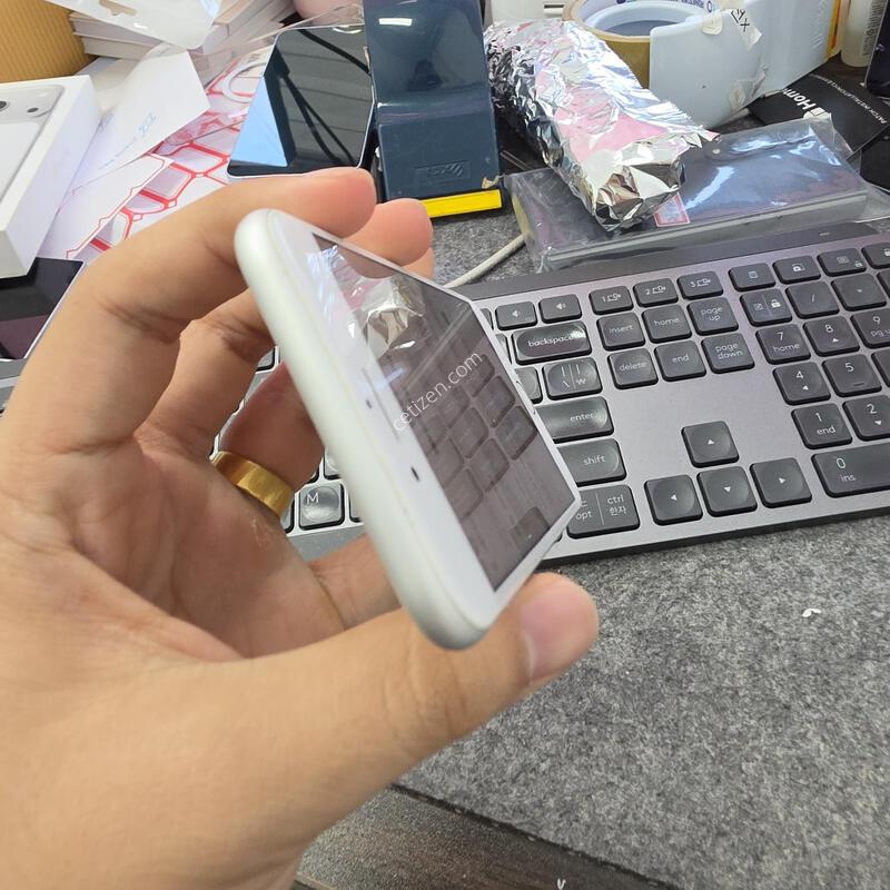 (804)������8 256