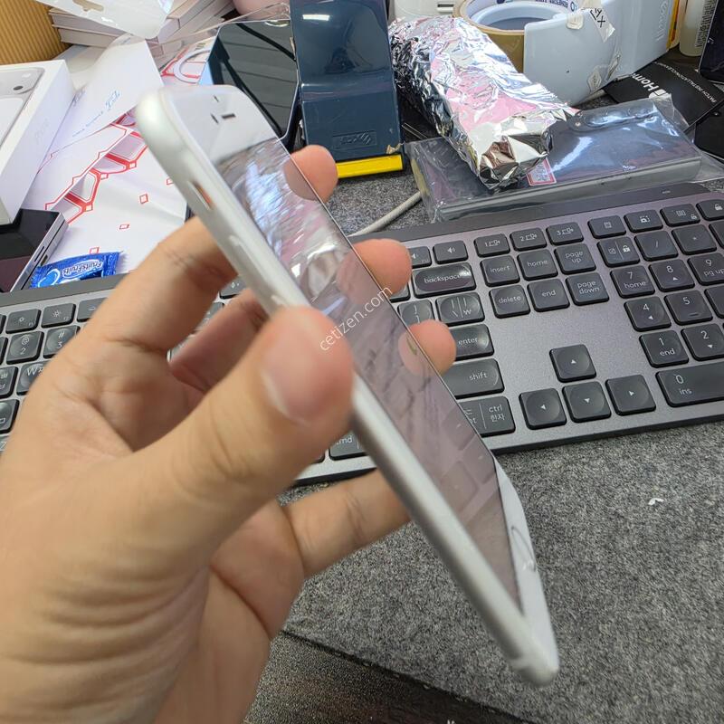 (804)������8 256