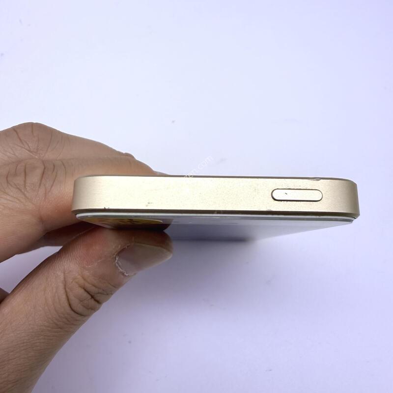 ������se1 ��� 64GB 84% �Ǹ�