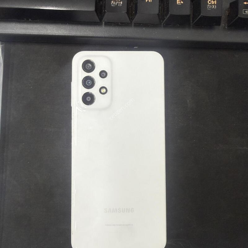 ������ A23 ȭ��Ʈ 128GB