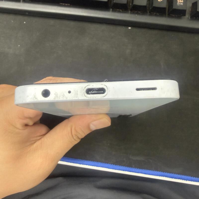������ A25 ���� 128GB