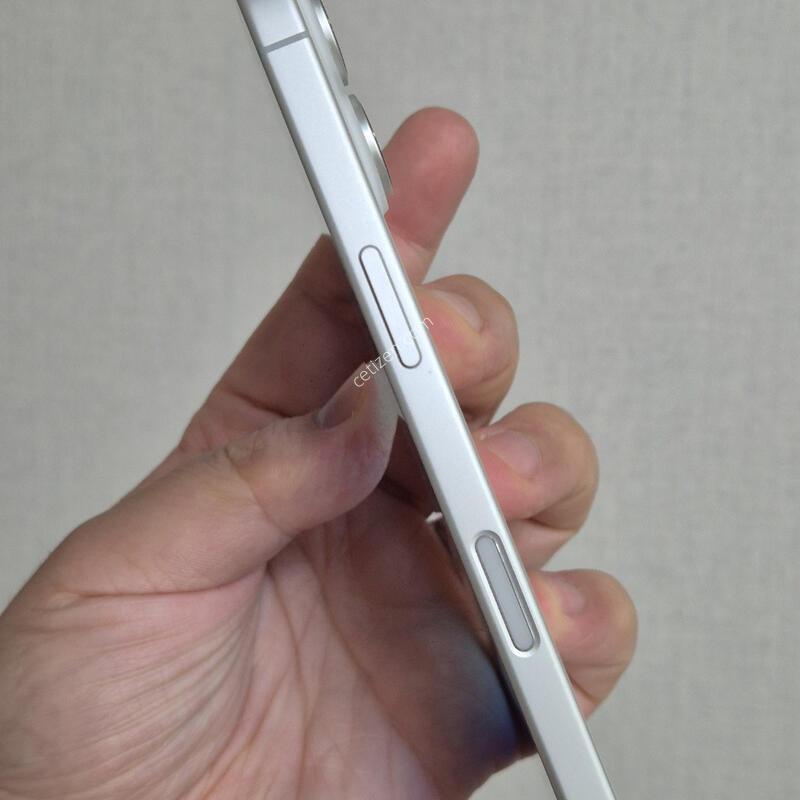 ������ 17 256G ȭ��Ʈ A�� 95%