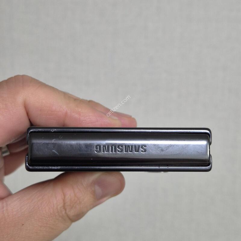 �ø�4 LCD���� �̼� ��������