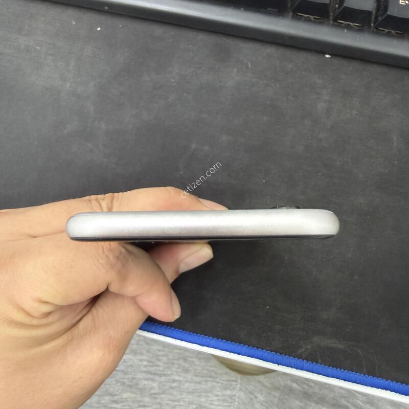 ������6 �׷��� 16GB
