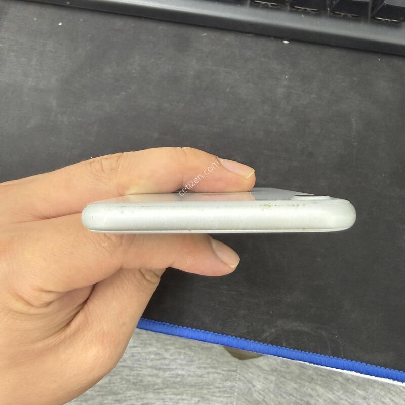 ������8 �׷��� 256GB