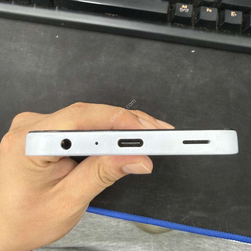 ������ A25 ���� 128GB