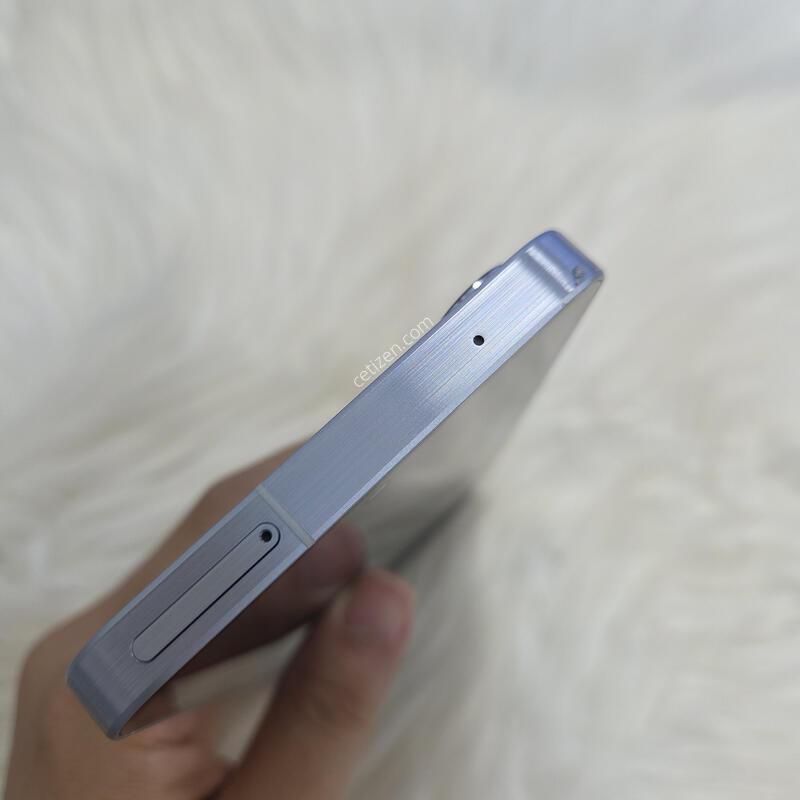 ����5 242