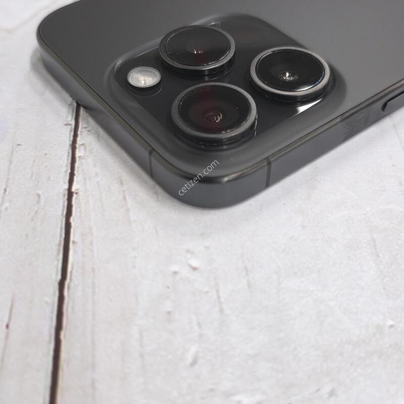 15���� 256GB