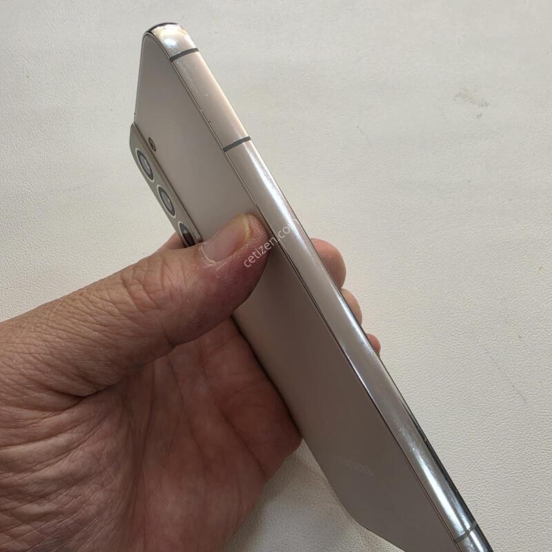 ������ S22�÷��� ȭ��Ʈ ���ܻ�