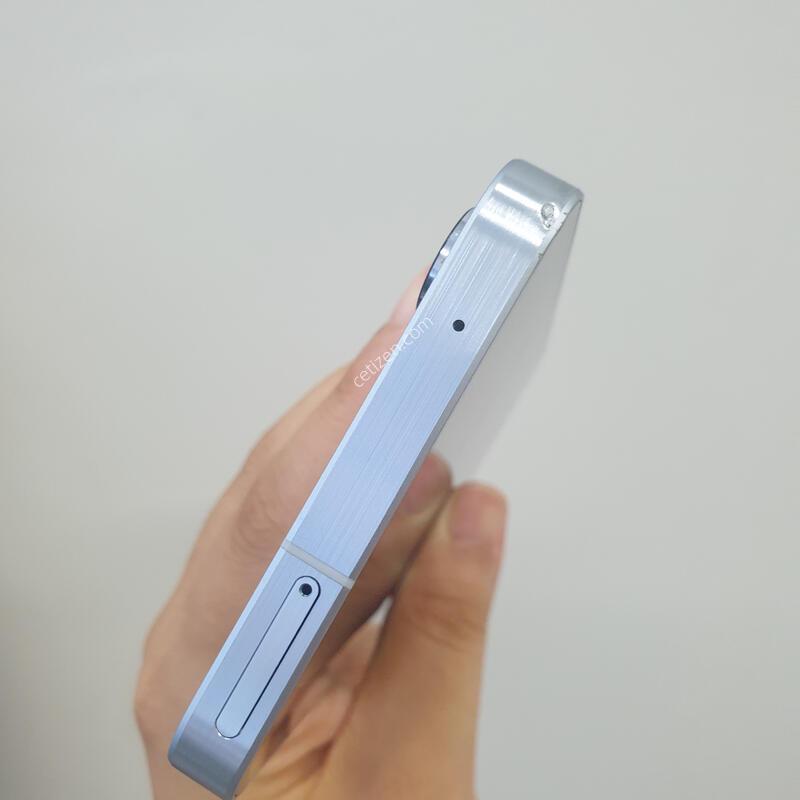����5 242