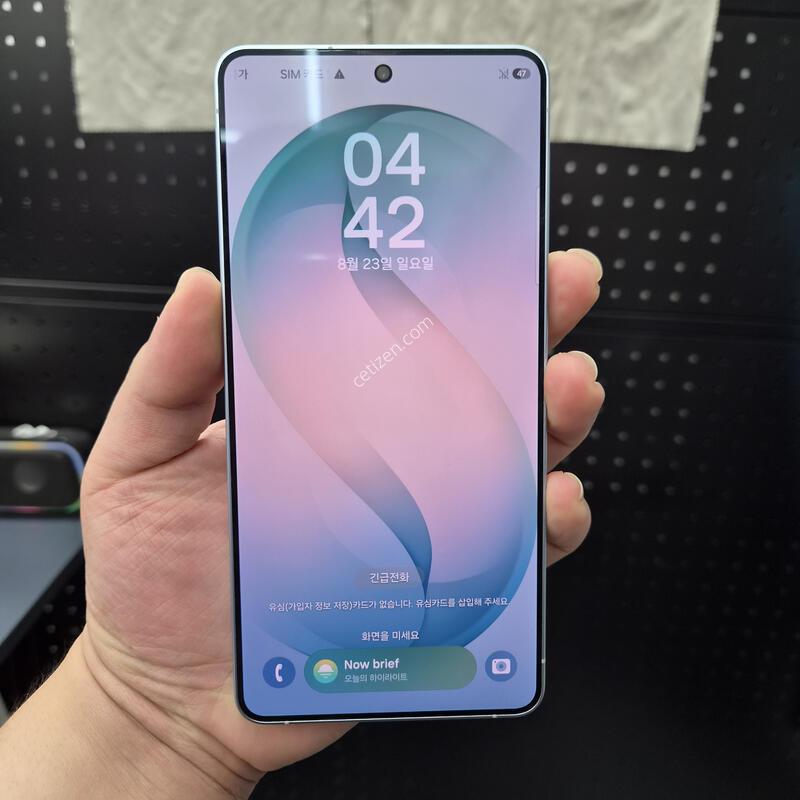 Ư��)������ S26 ��Ʈ�� ��ī�̺��� 256G(�ʸ�/���̽�)