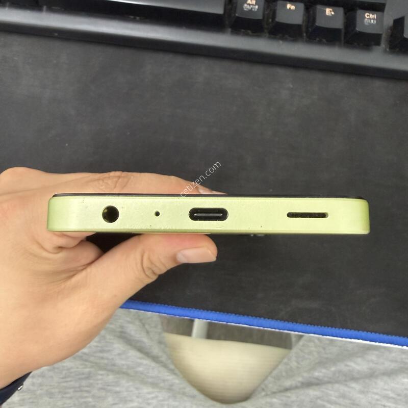 ������ A25 �׸� 128GB