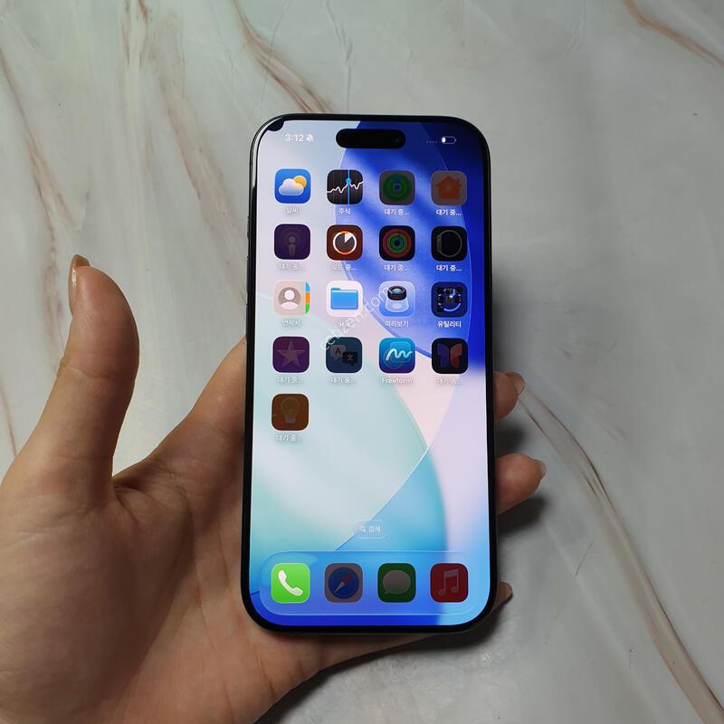 ������16���� ����ƼŸ�� 128G ������ �Ǹ��մϴ�