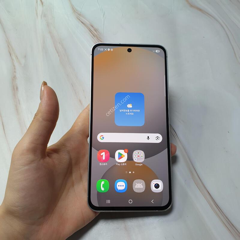 LG ������ S24FE �׷��� 256G ������ �Ǹ��մϴ�
