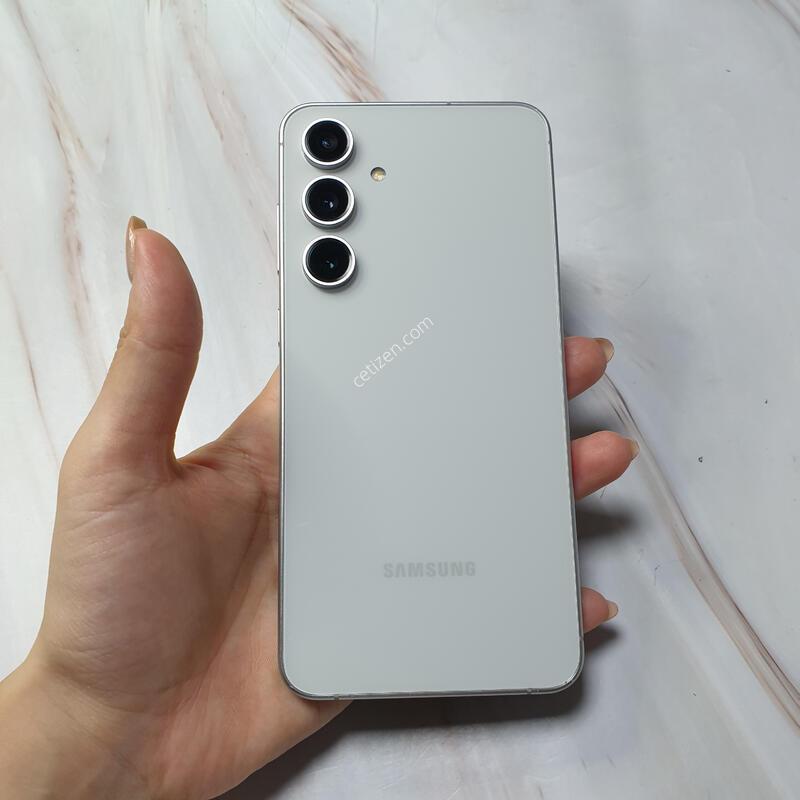 LG ������ S24FE �׷��� 256G ������ �Ǹ��մϴ�