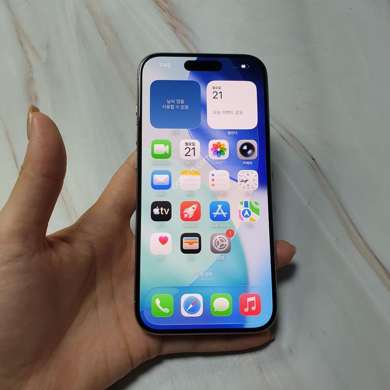 ������15���� ���߷�ƼŸ�� 256G A�� �Ǹ��մϴ�