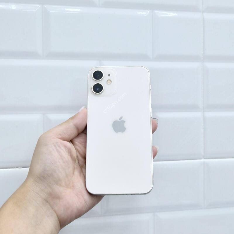 ������12�̴� 128GB ȭ��Ʈ