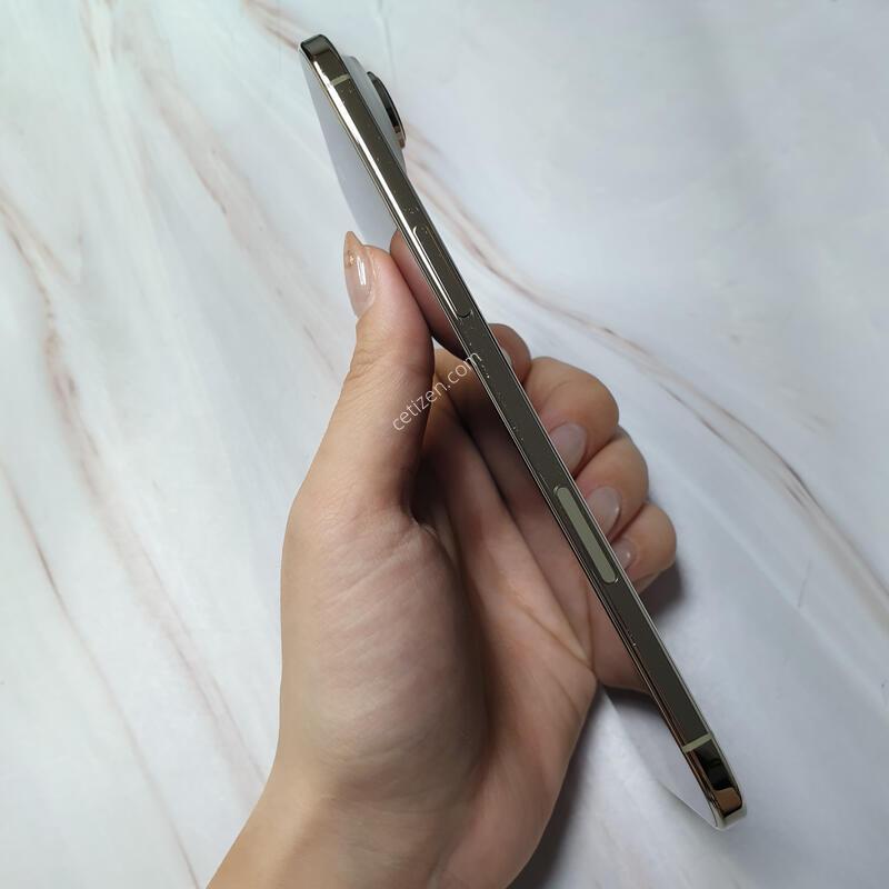 ������17���� ��� 512G A�� �Ǹ��մϴ�