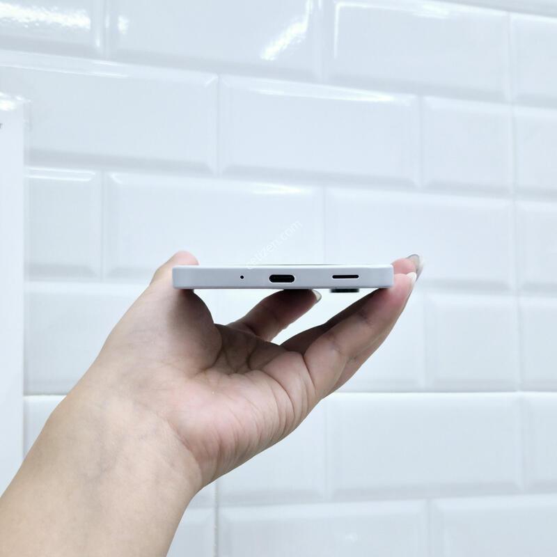 ������A16 �׷��� 128GB