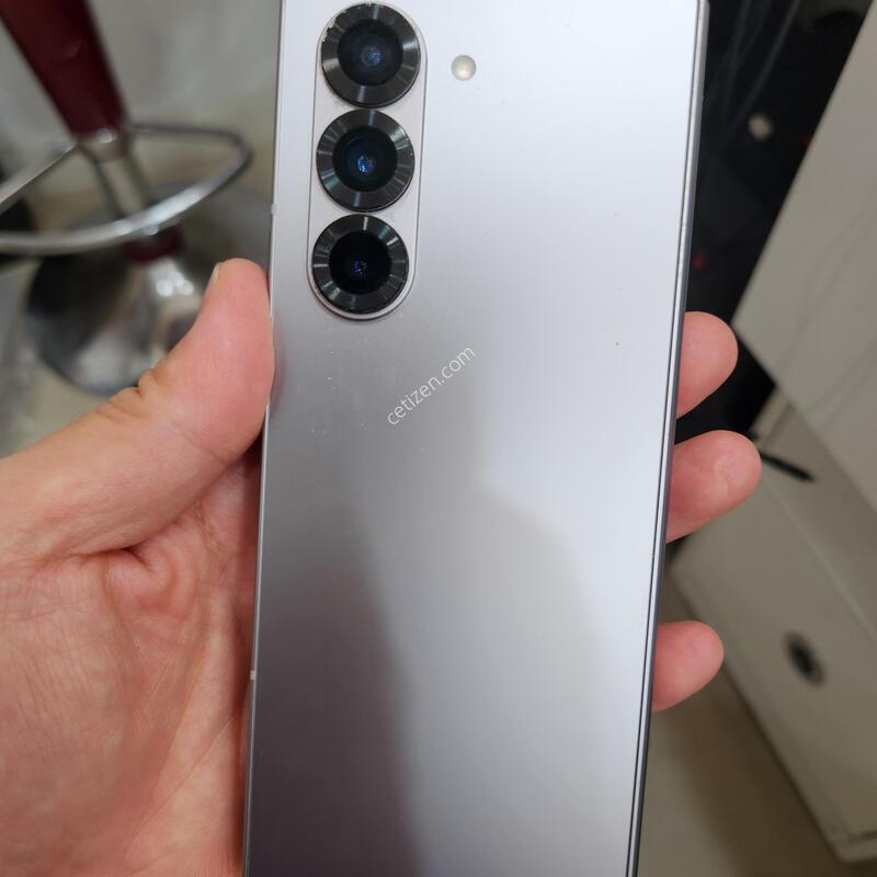 ����6 512GB