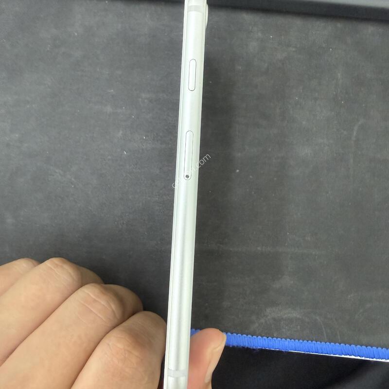 ������8 �ǹ� 64GB