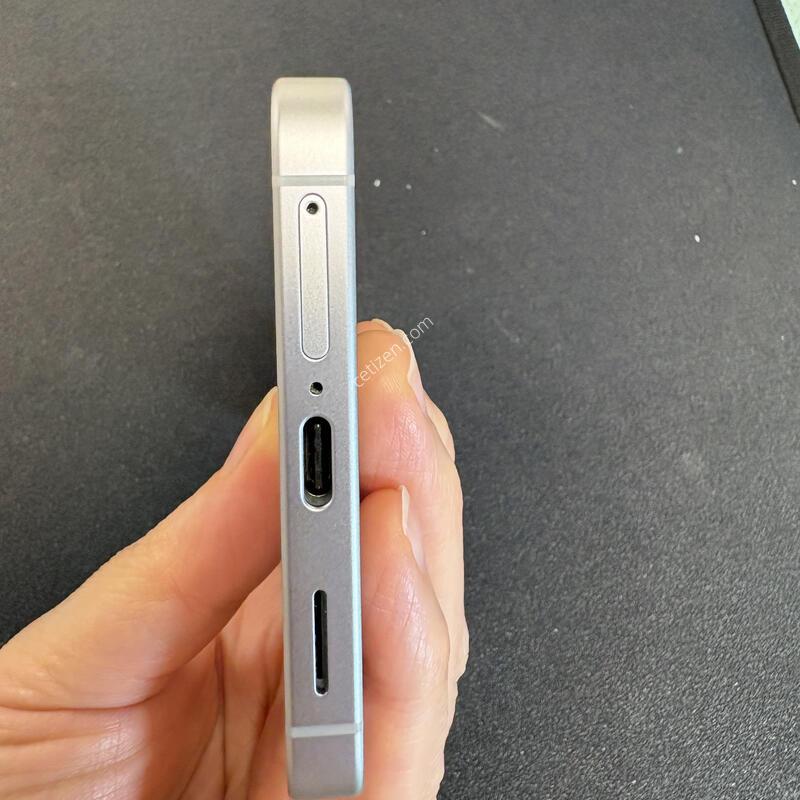 ������ S26 256G(ȭ��Ʈ) ��SS�� �Ǹ��մϴ�.