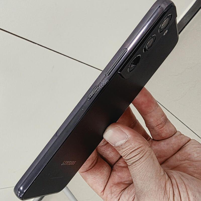������ S22 ���� 256GB ������ �� �Ǹ�