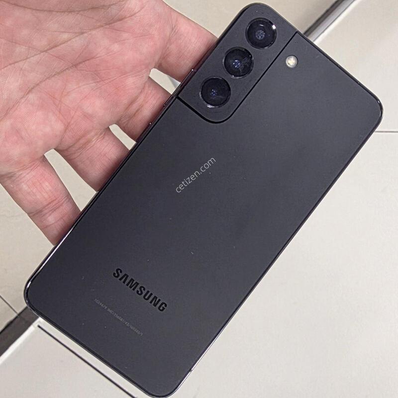 ������ S22 ���� 256GB ������ �� �Ǹ�