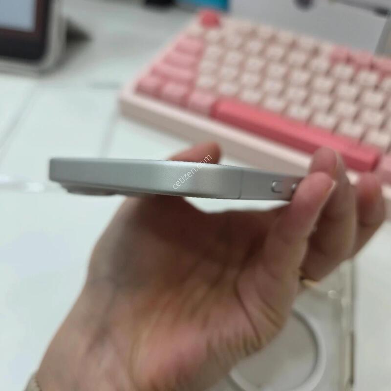 ������ 17 256GB ȭ��Ʈ